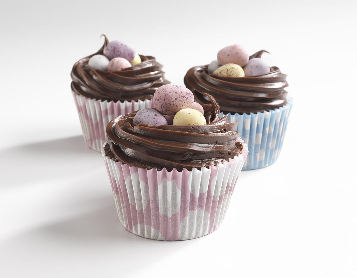 Easter Chocolate Cupcakes | Bake With Stork
