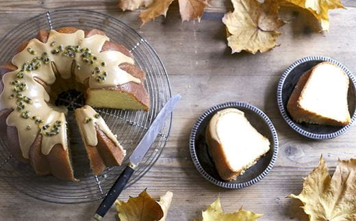 recipe image Lemon and passion fruit drizzle cake