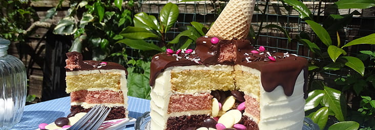 recipe image Neapolitan ice-cream piñata cake