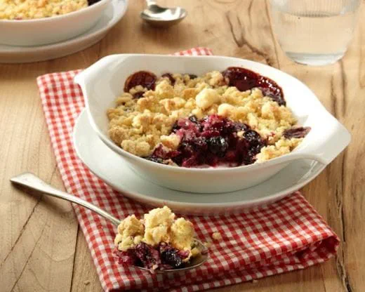 recipe image Blueberry & Apple Crumble with Honey