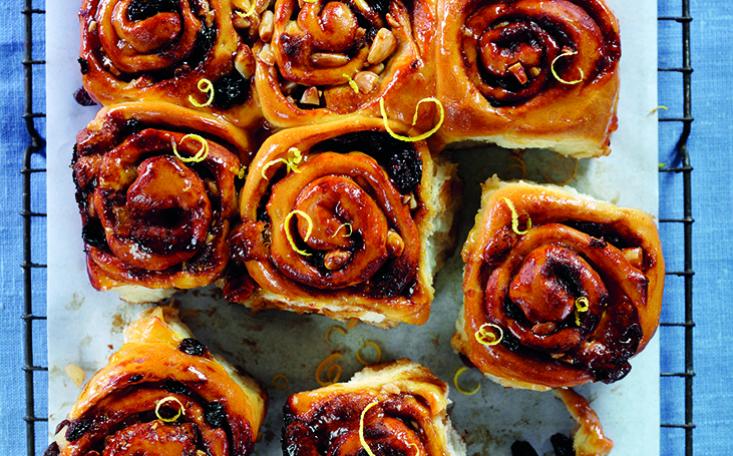 recipe image Easter Simnel Swirl Buns