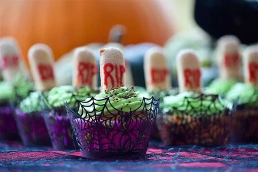 recipe image Halloween Graveyard Cupcakes