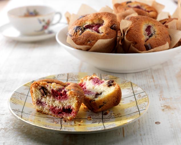recipe image Dark Chocolate and Raspberry Ripple Muffins
