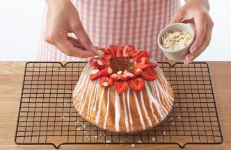recipe image Strawberry & Almond Bundt Swirl Cake