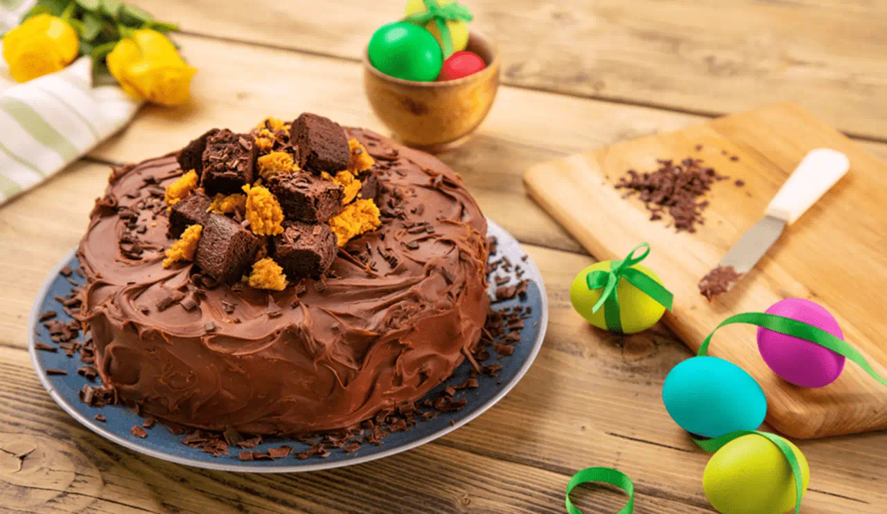 recipe image Easter caramel chocolate fudge cake