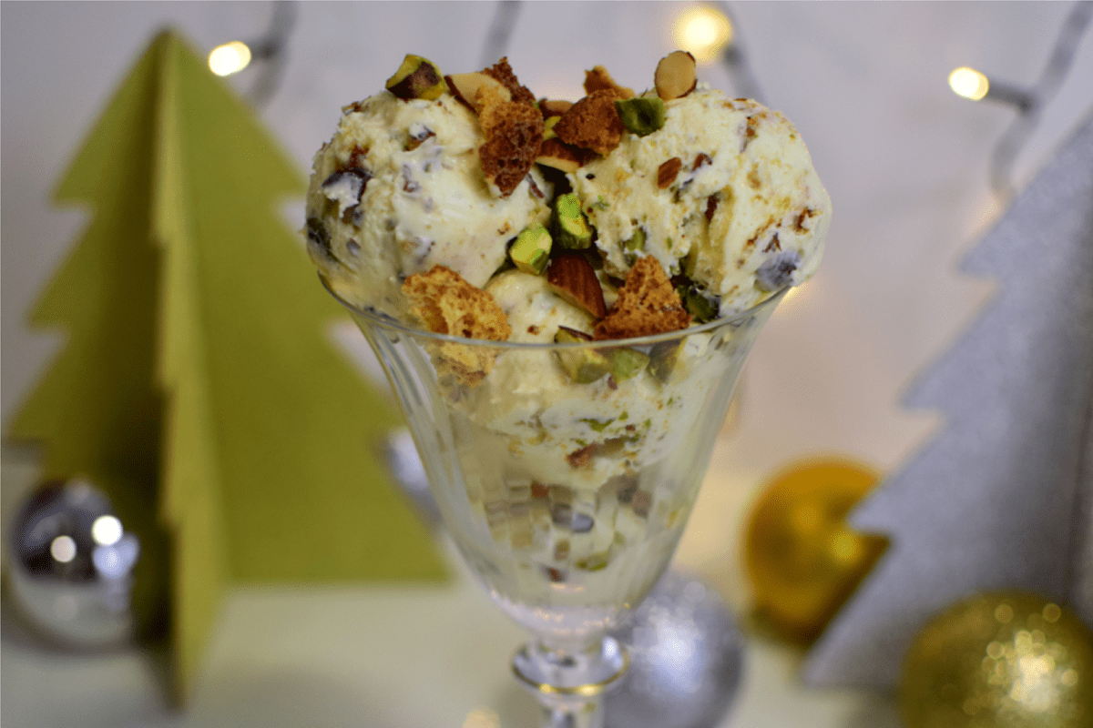 recipe image Salted Almond, Pistachio and Amaretti Ice Cream